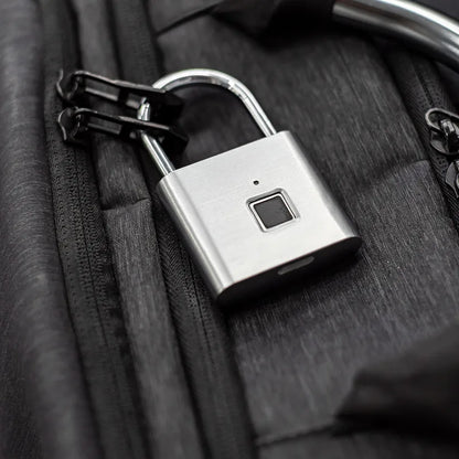 Smart Fingerprint Padlock – Keyless, Waterproof & USB-C Rechargeable